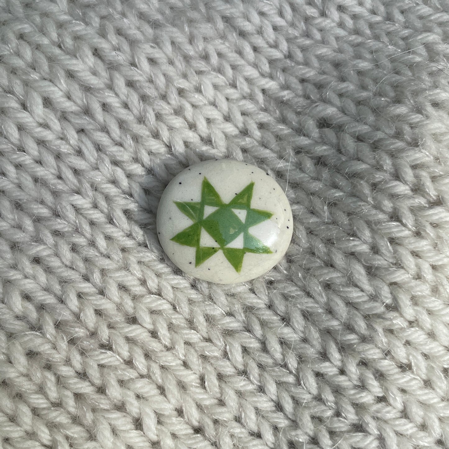 Moss Quilt Star Brooch